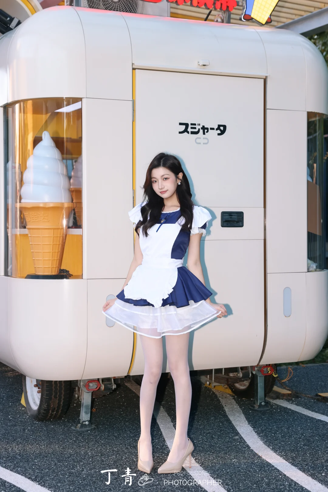 元气满满的可爱女仆拍照姿势📷