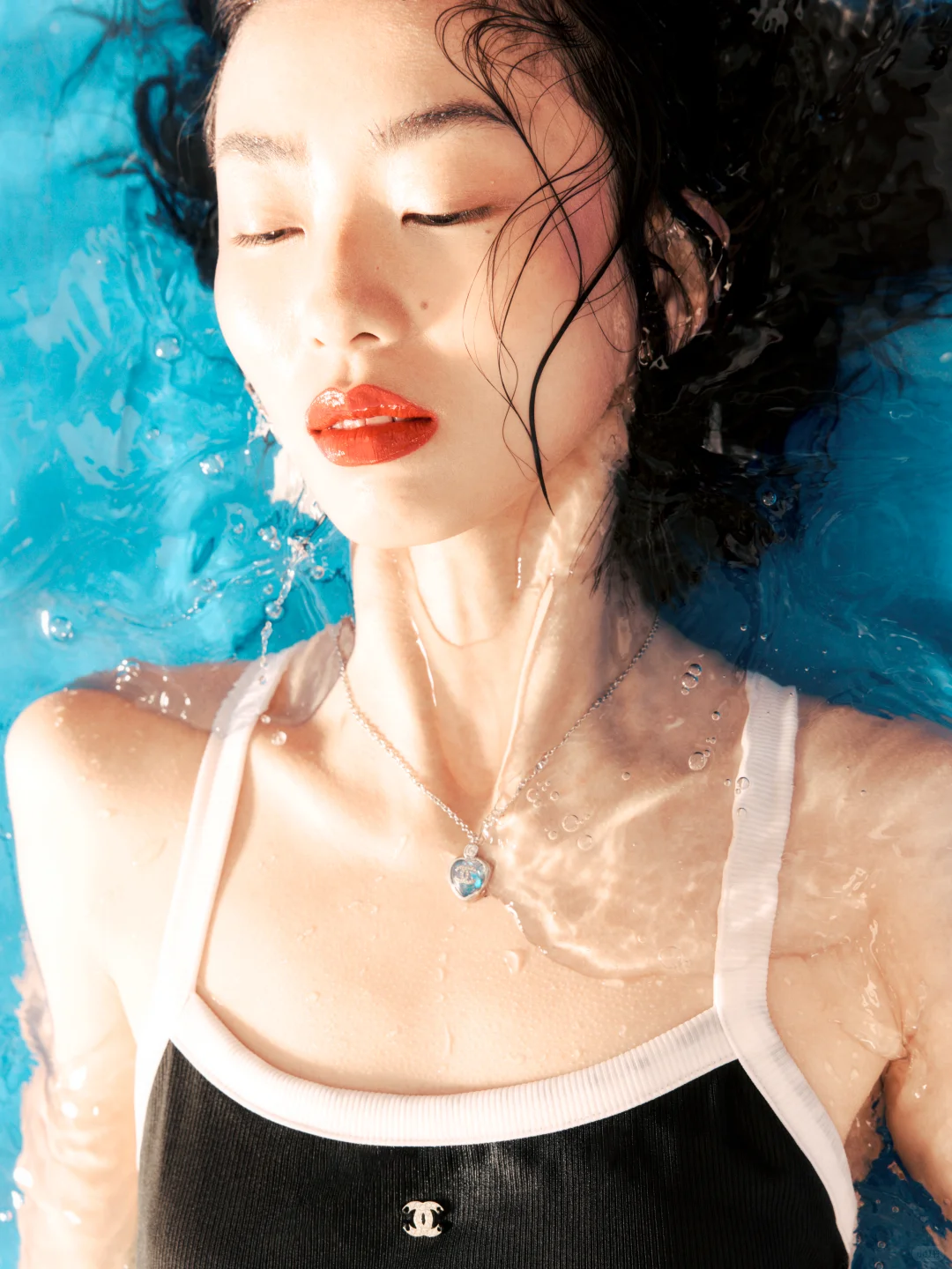 泳装也能拍出高级感