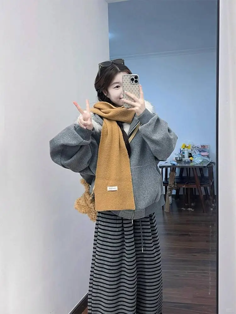 秋冬被这件毛领外套宠成小公主！甜妹穿搭