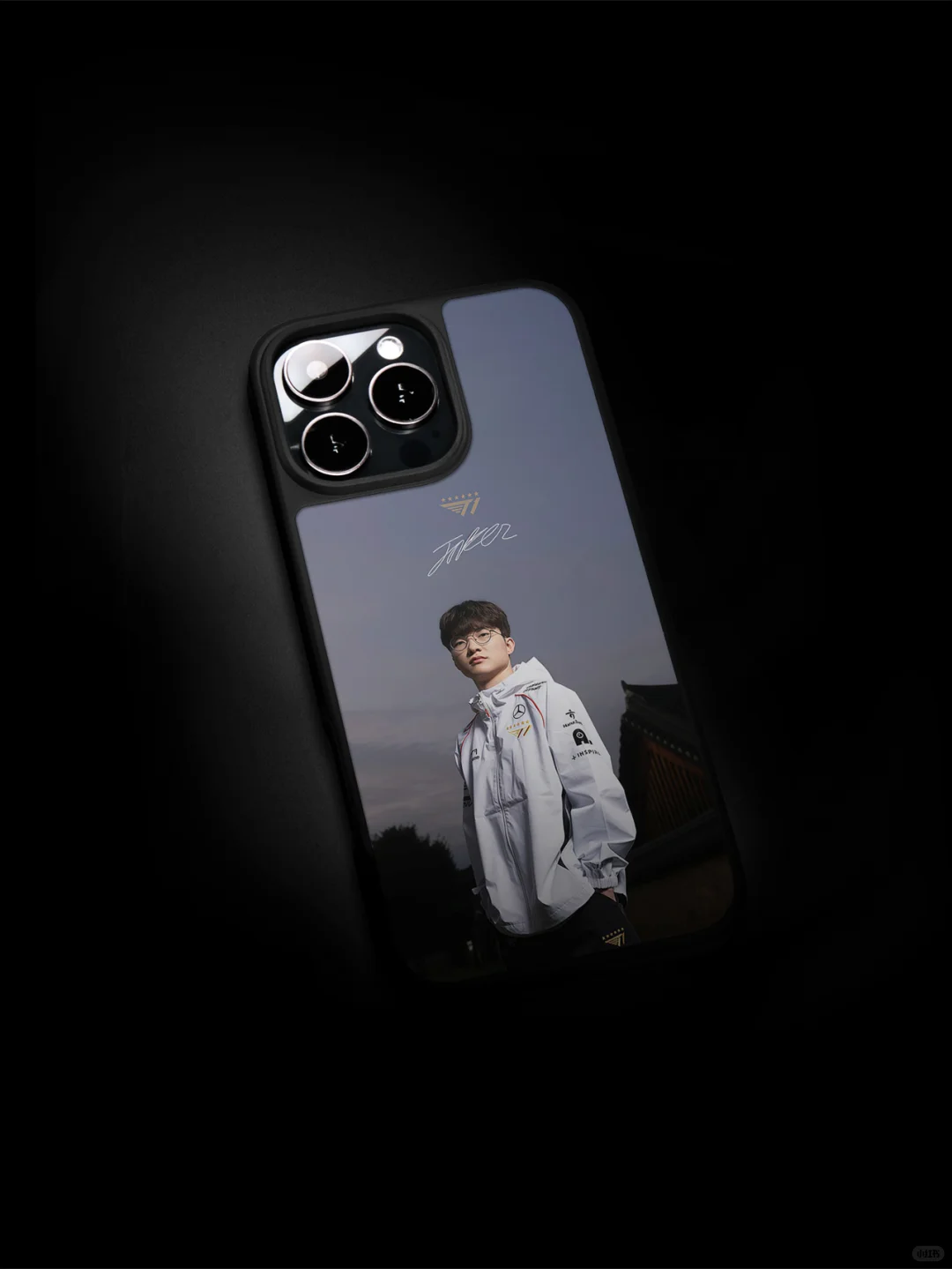 六星Faker壁纸，李哥粉定制成手机壳，帅气