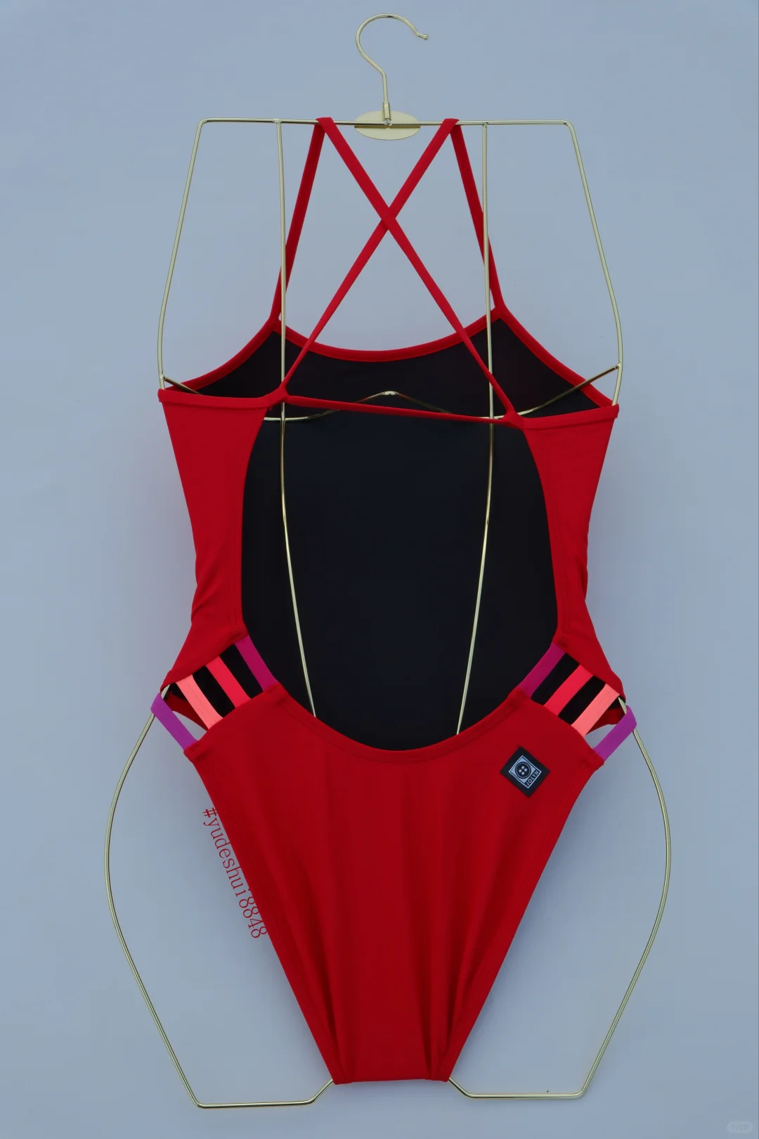 谁家泳衣这么好看啊！😍