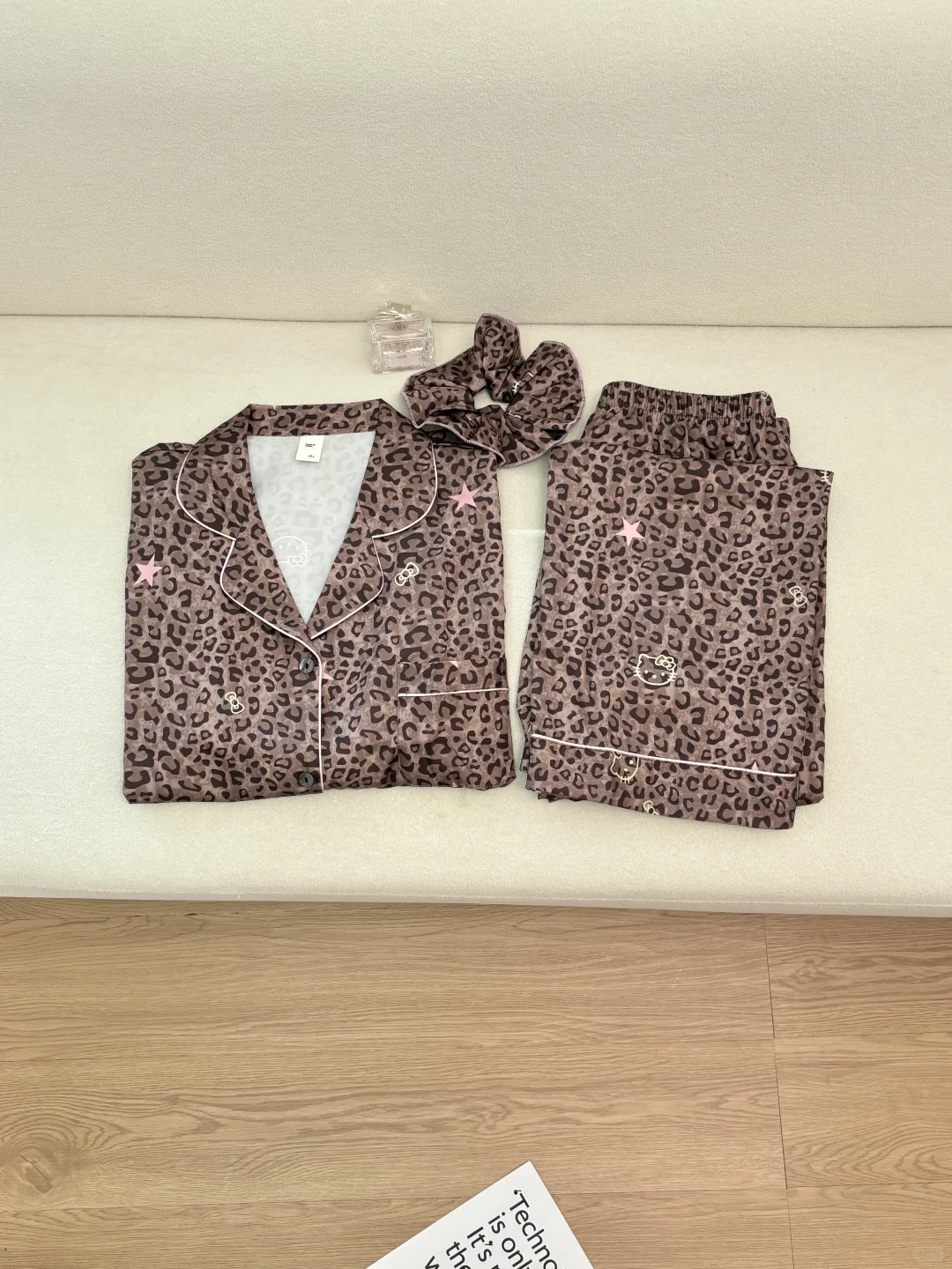 今天是粉豹纹kitty女明星💗✨好甜好可爱～