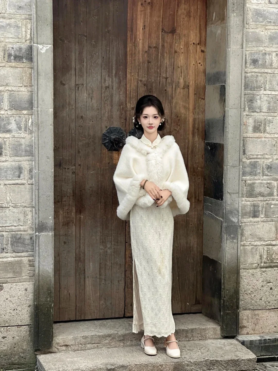 在济南冬天不体验一次毛茸茸的国风旗袍嘛