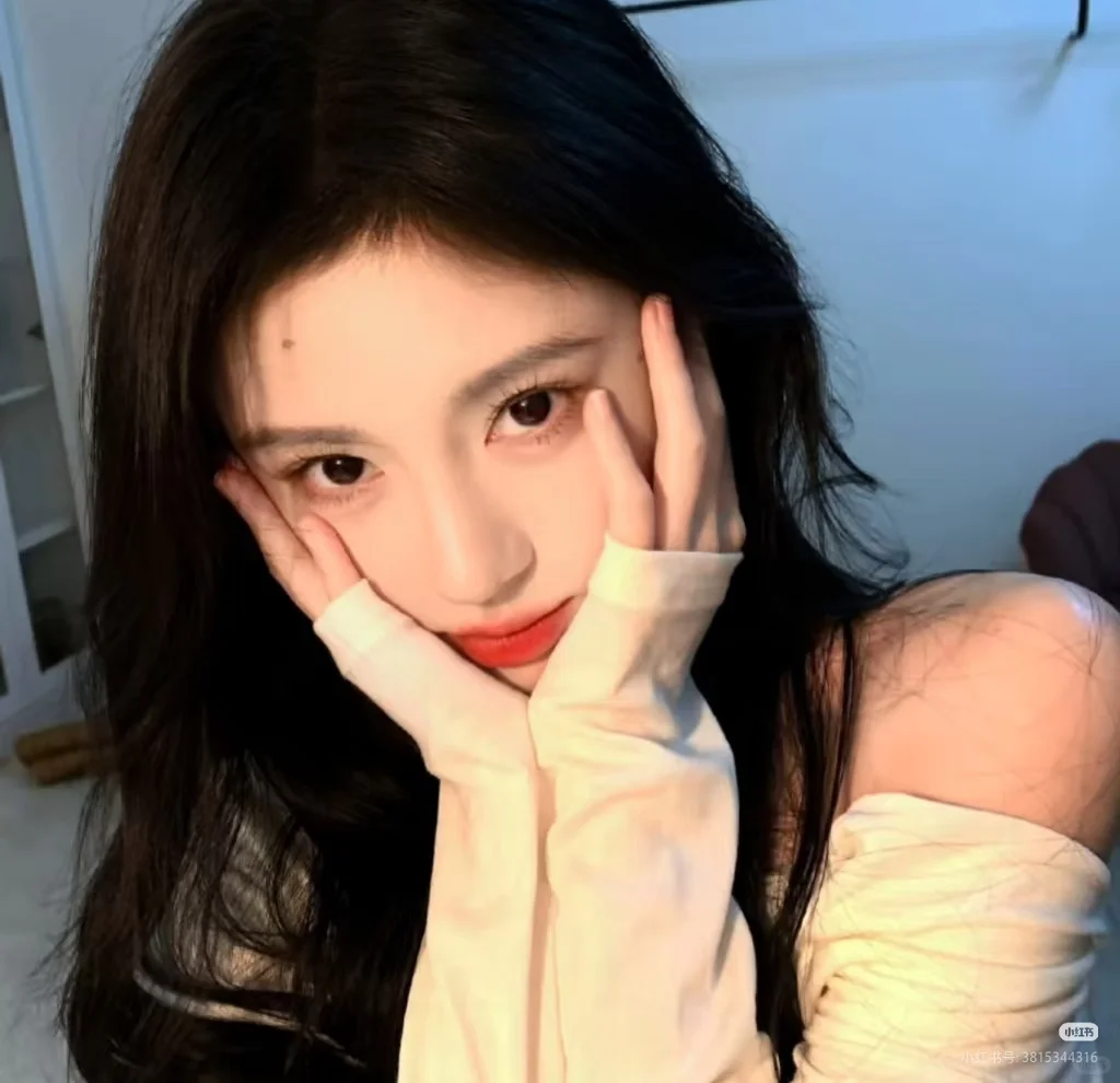 鞠婧祎惊艳美图