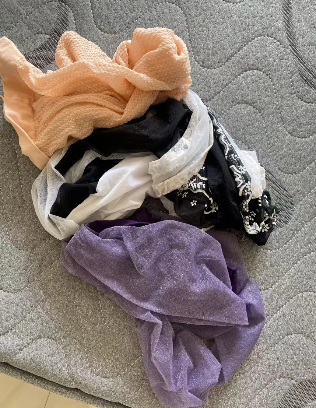 闲置了根本穿不完