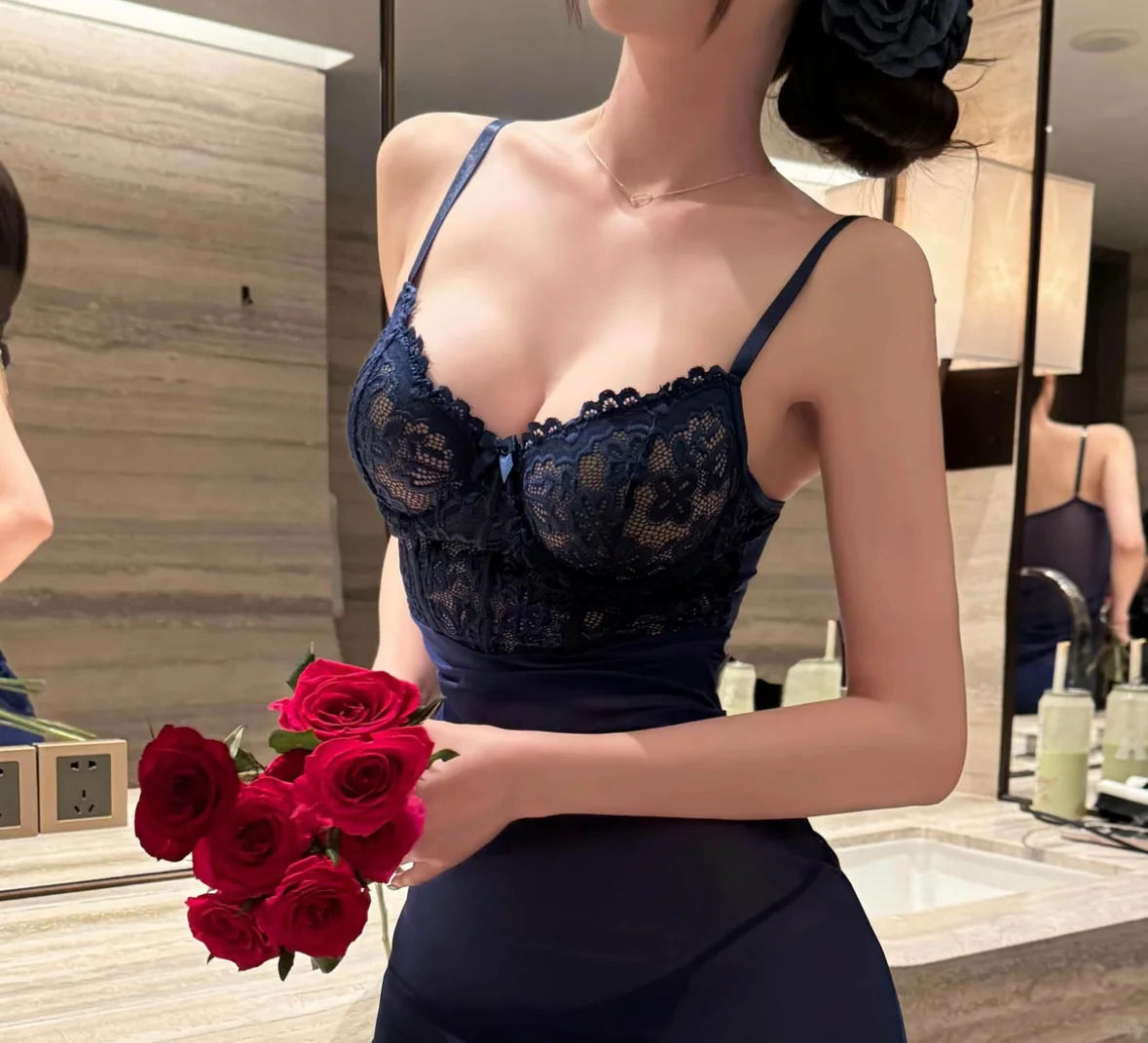 姐妹们！！真的好喜欢这件谁懂啊！！