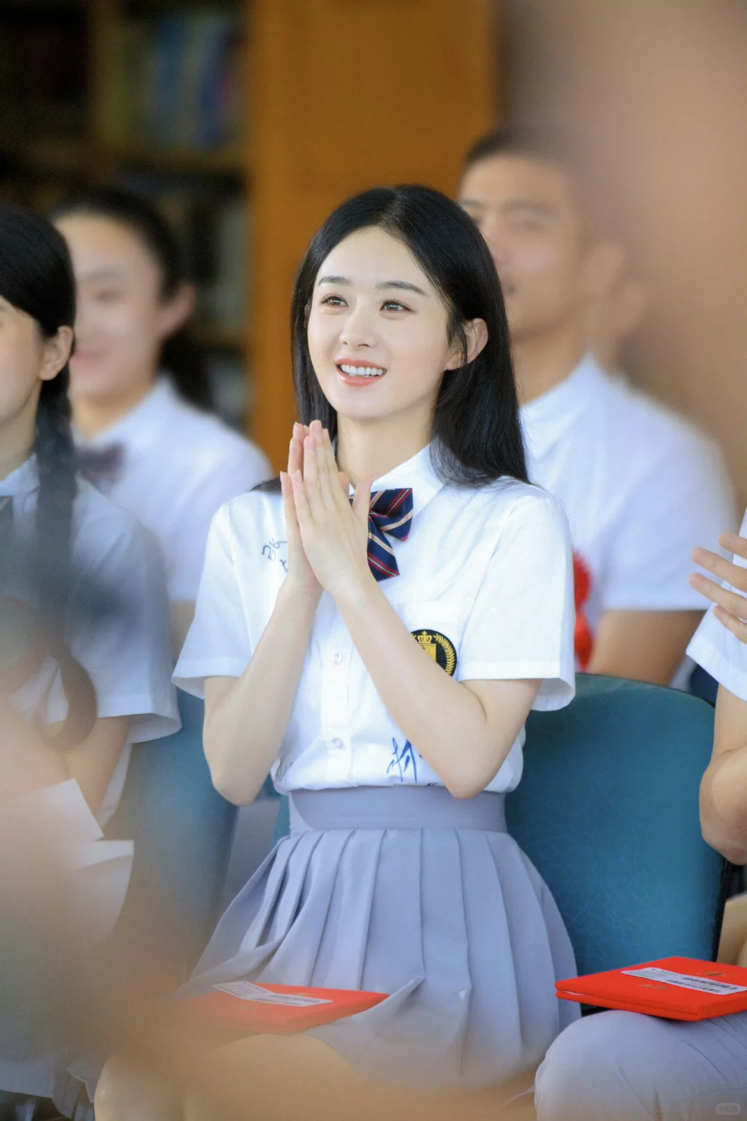 学院风赵丽颖太迷人了