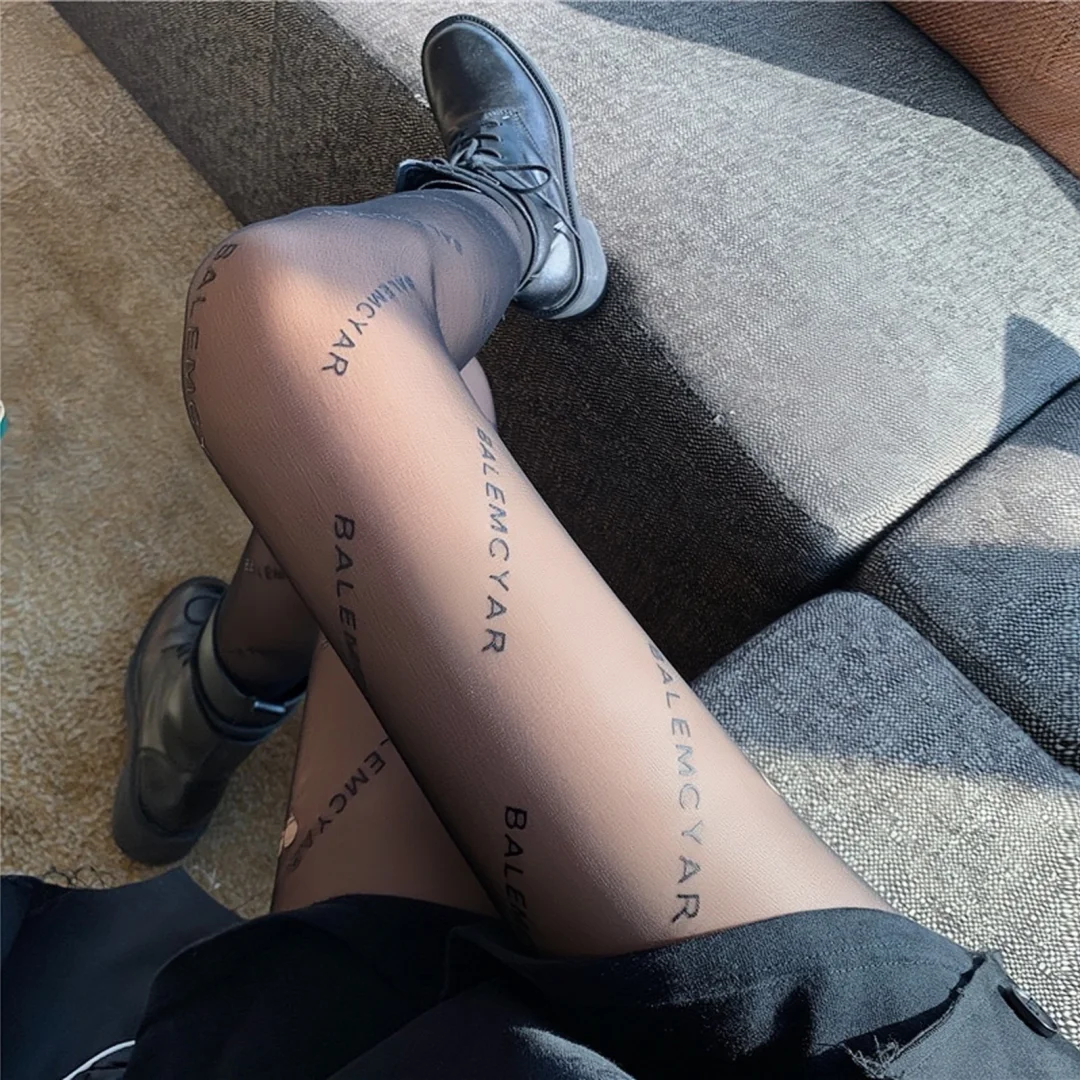 秋冬必备✨御姐字母黑丝氛围感拉满