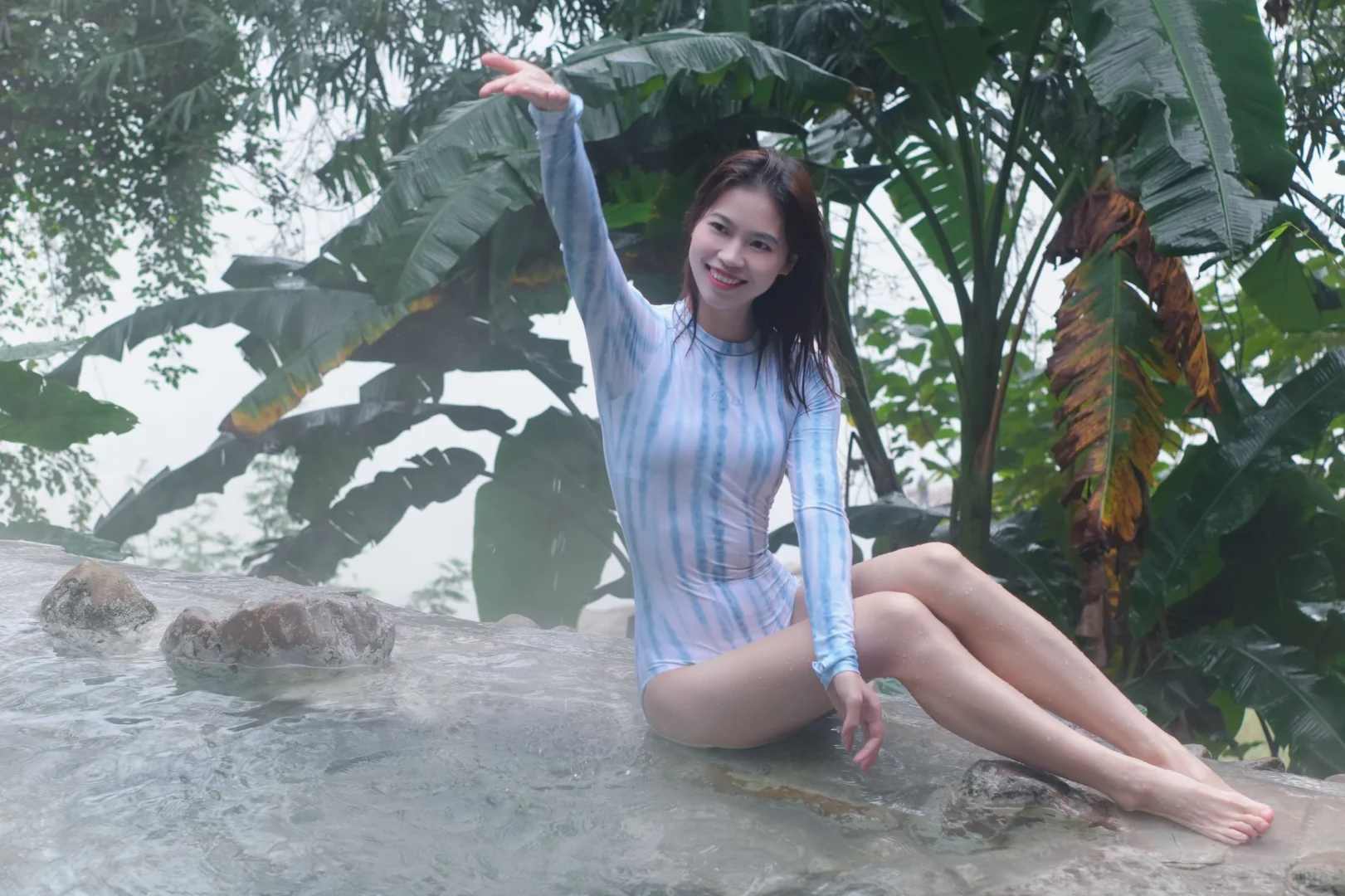 冰川蓝泳衣和温泉很搭♨️