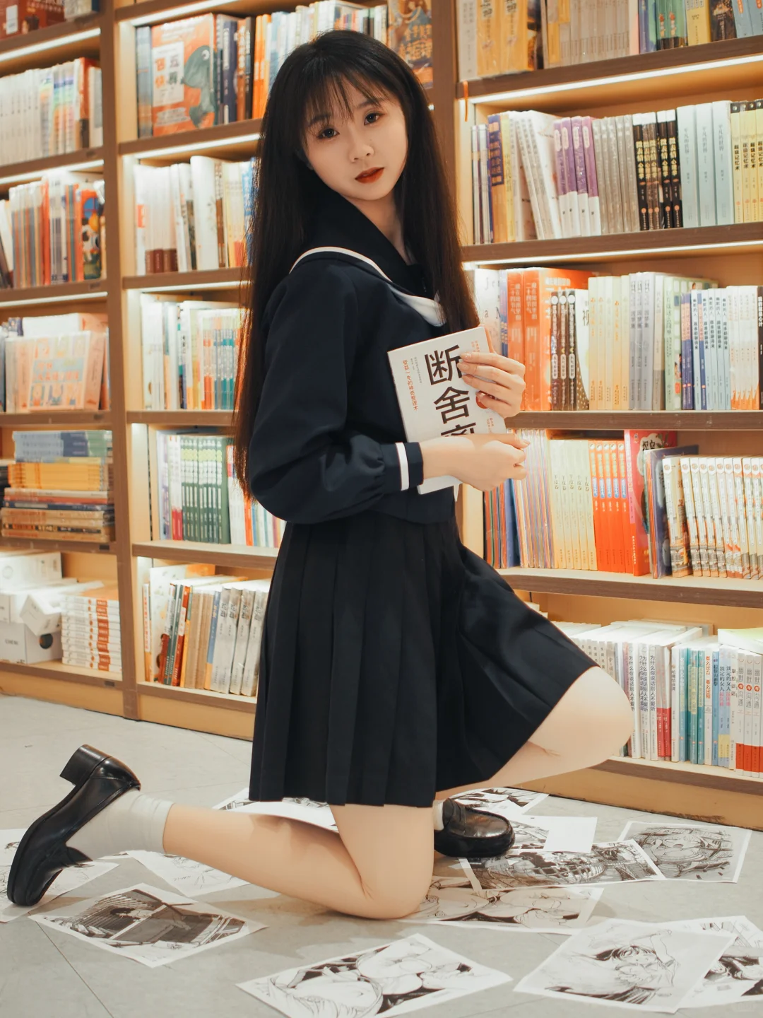 放学别走📚去看图书馆里的水手服学姐