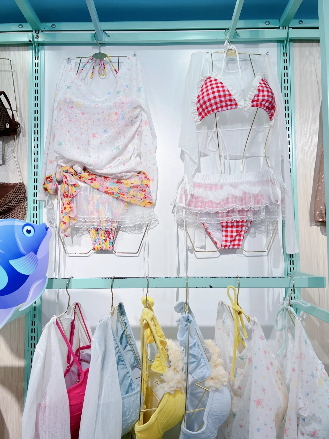 泳衣控狂喜！这面“夏日心动墙”我能盯一天