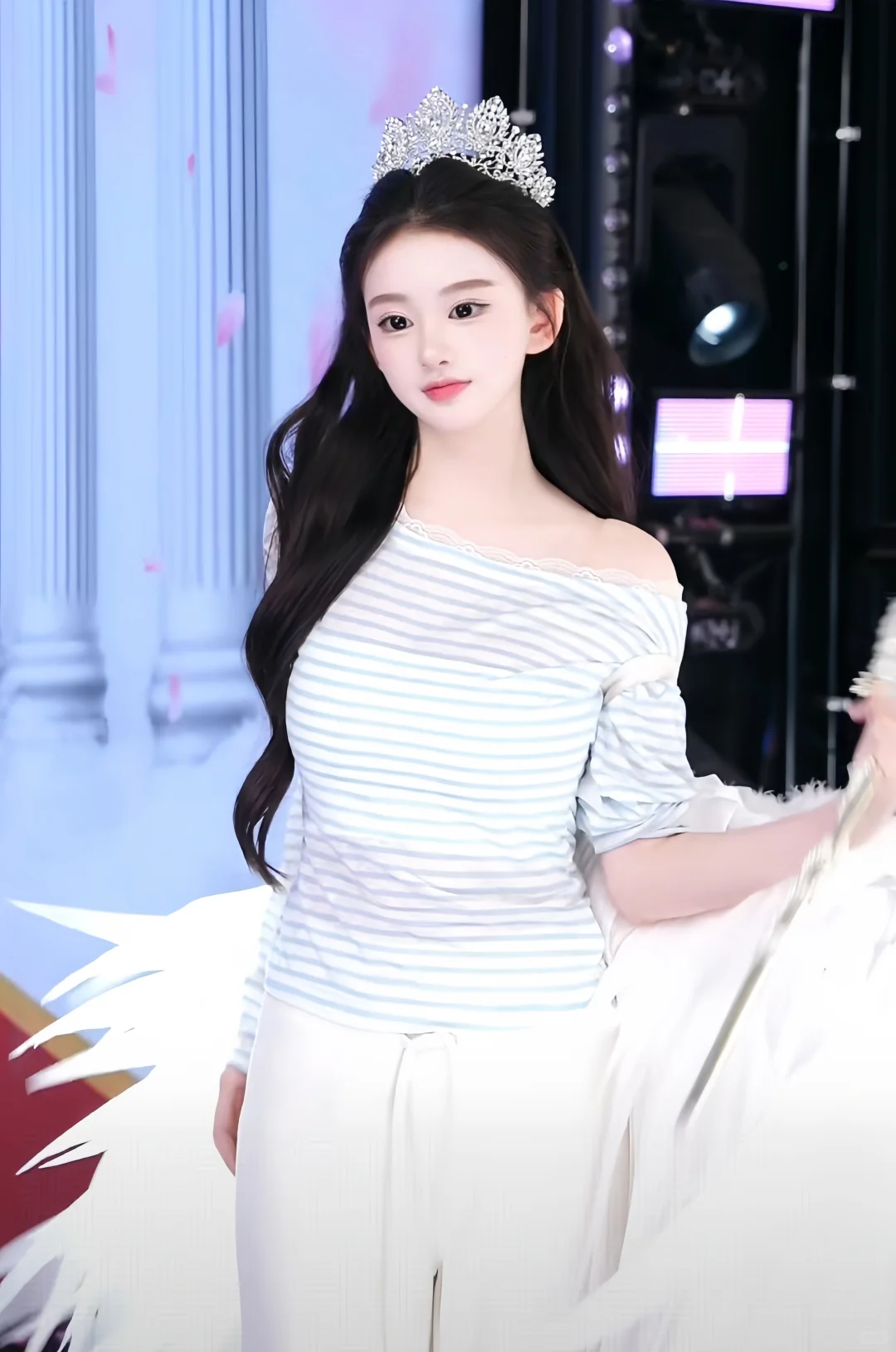 像那种美少女选举的冠军，选美公主