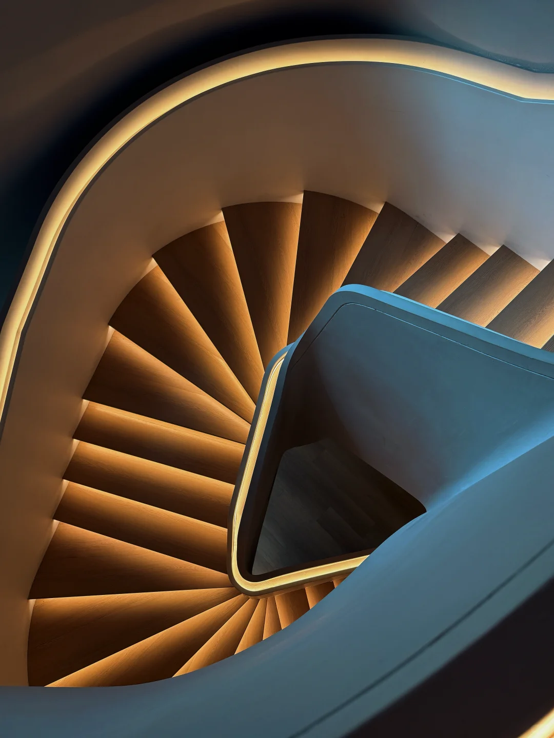 高p版的泳装照 发不了朋友圈 怎么p胳膊？