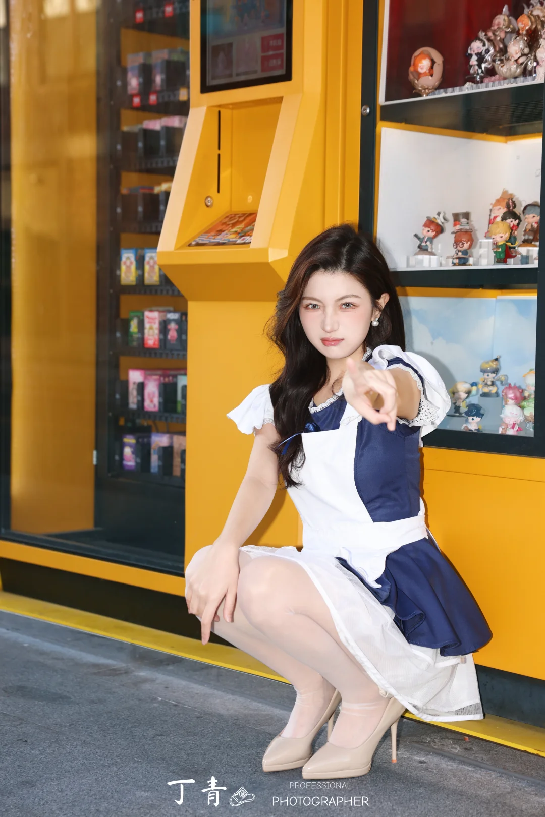 元气满满的可爱女仆拍照姿势📷