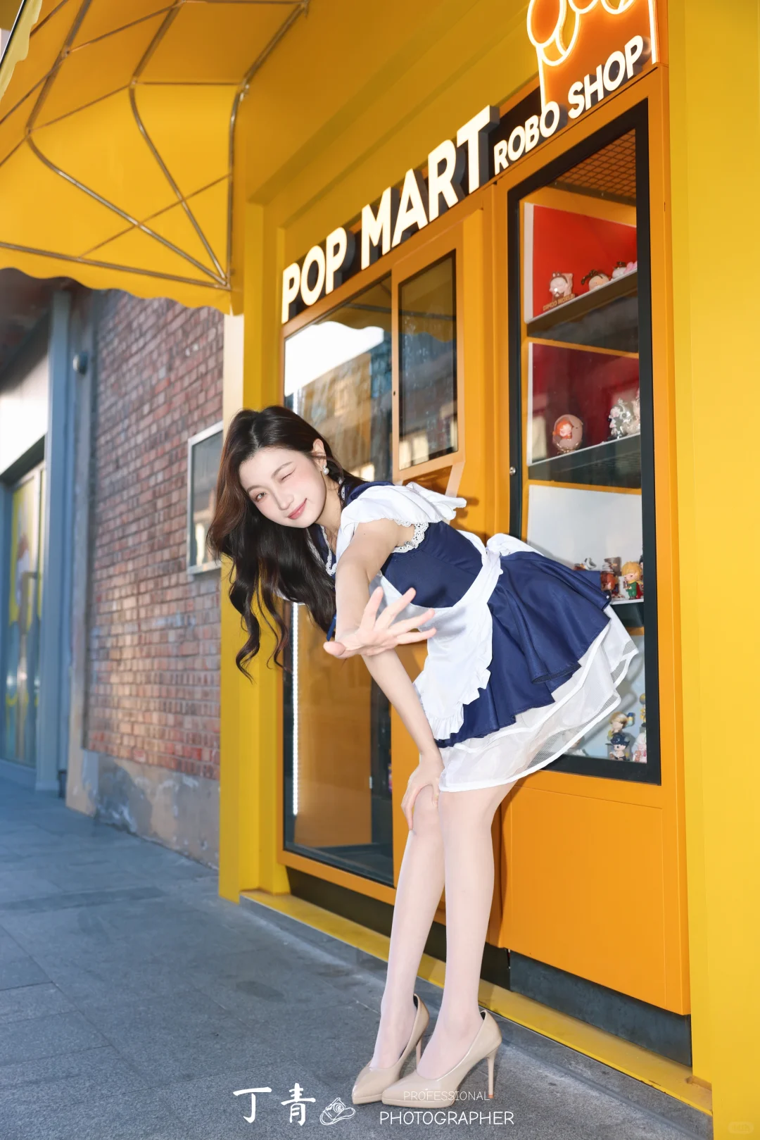 元气满满的可爱女仆拍照姿势📷