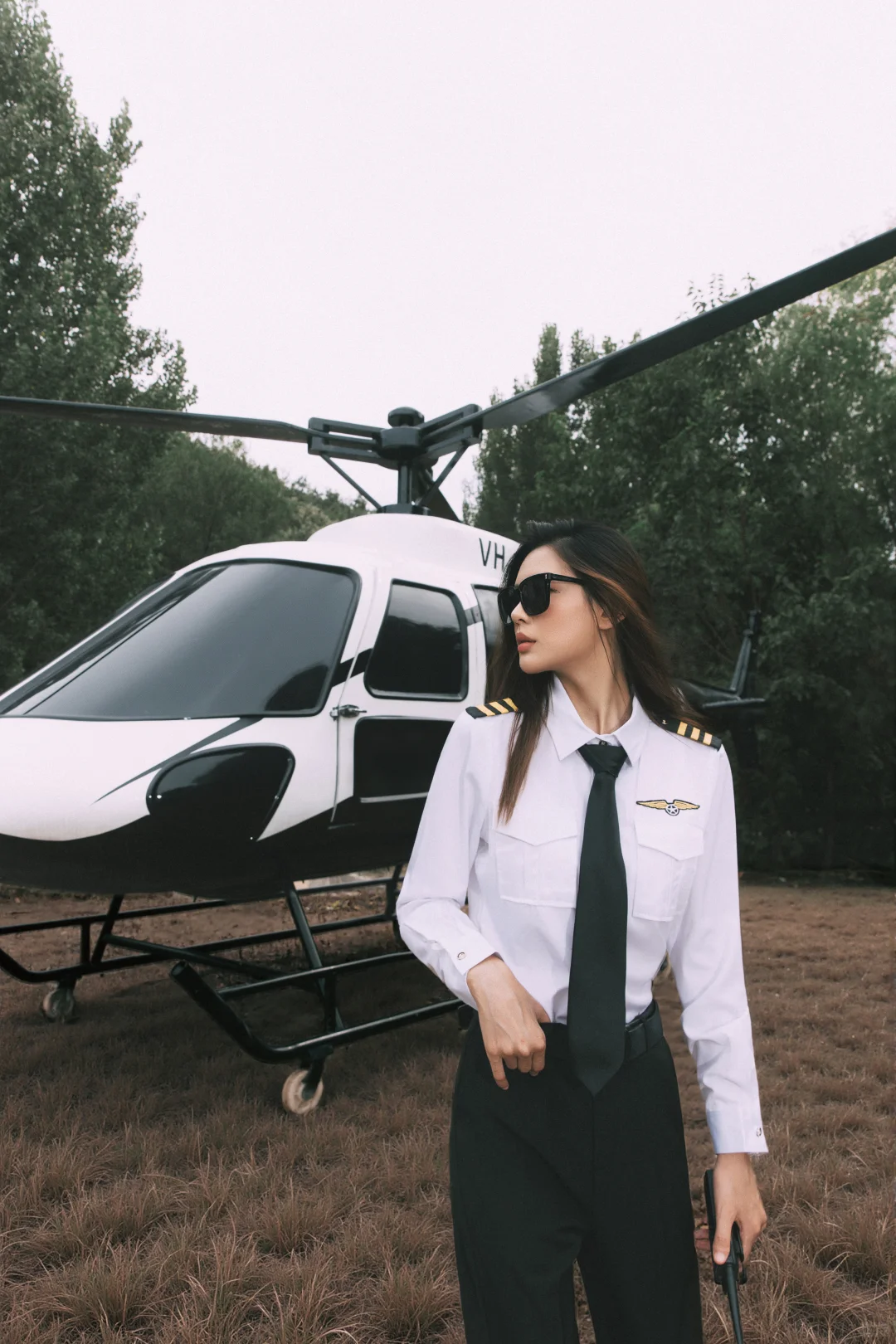 请叫我巾。因为我帅的没边了