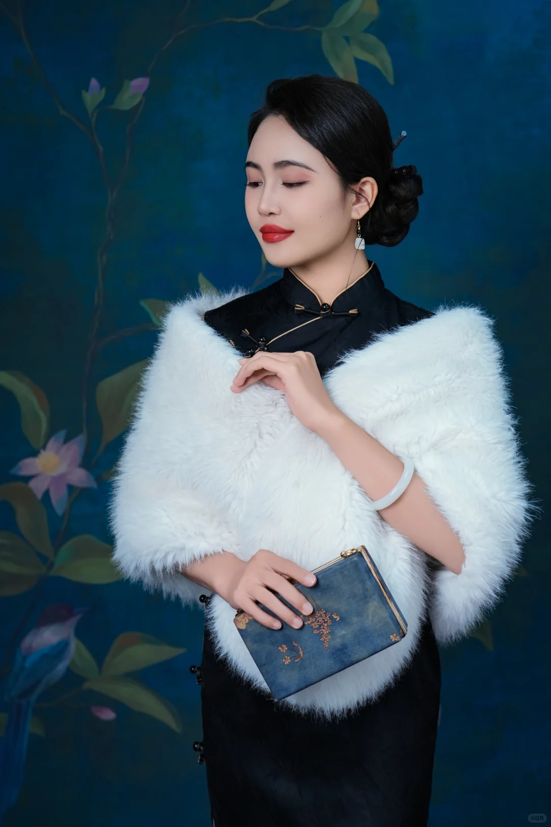 健身女被修没的手臂