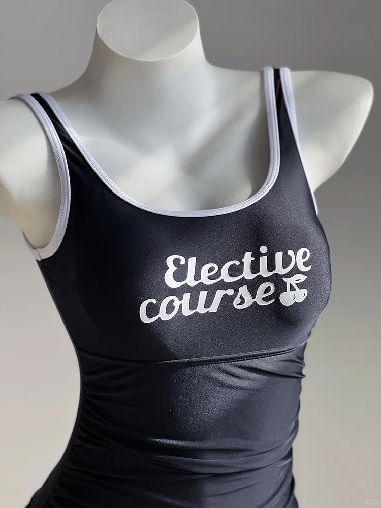 可欲可甜的运动风泳衣，泡温泉的姐妹冲呀！