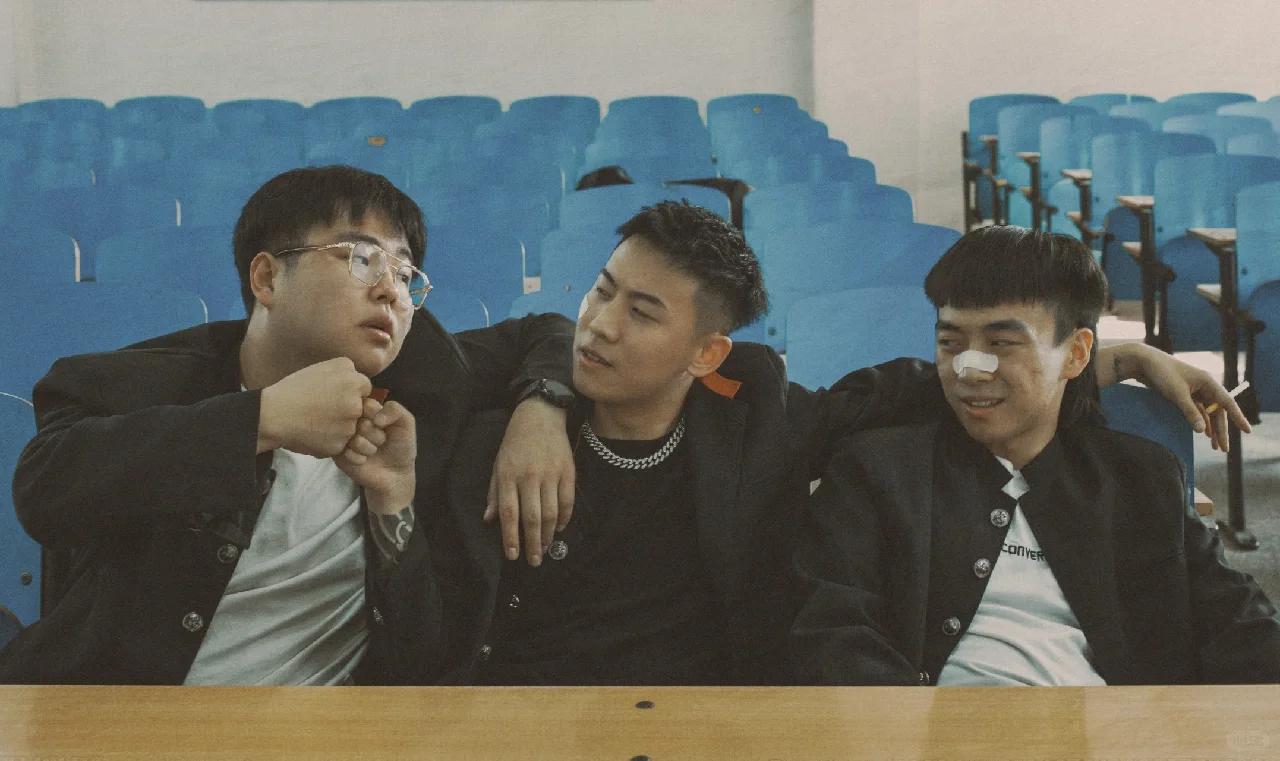 如何拍出热血高校毕业照｜邯郸约拍