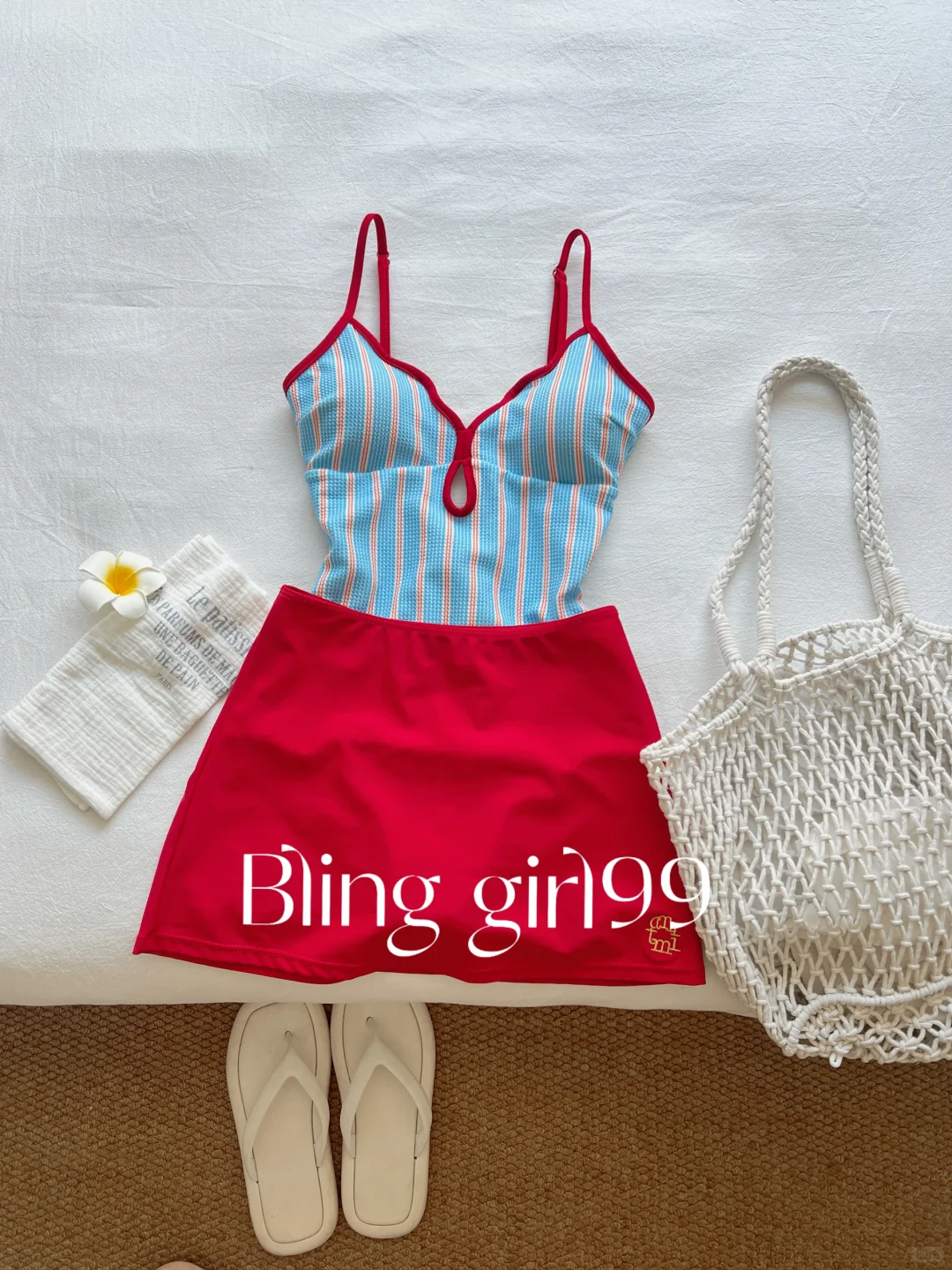 海边度假穿搭！♥️蓝红cp色条纹泳衣好chill