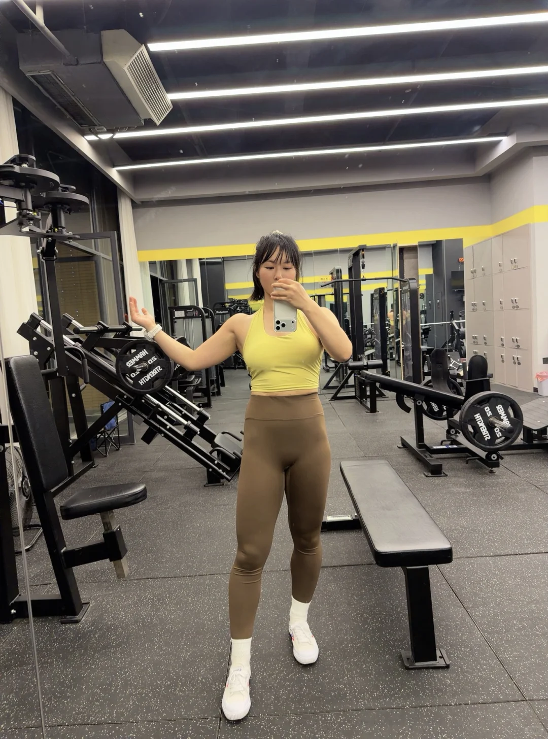 以前拧瓶盖都撒娇，现在推空杆面不改色