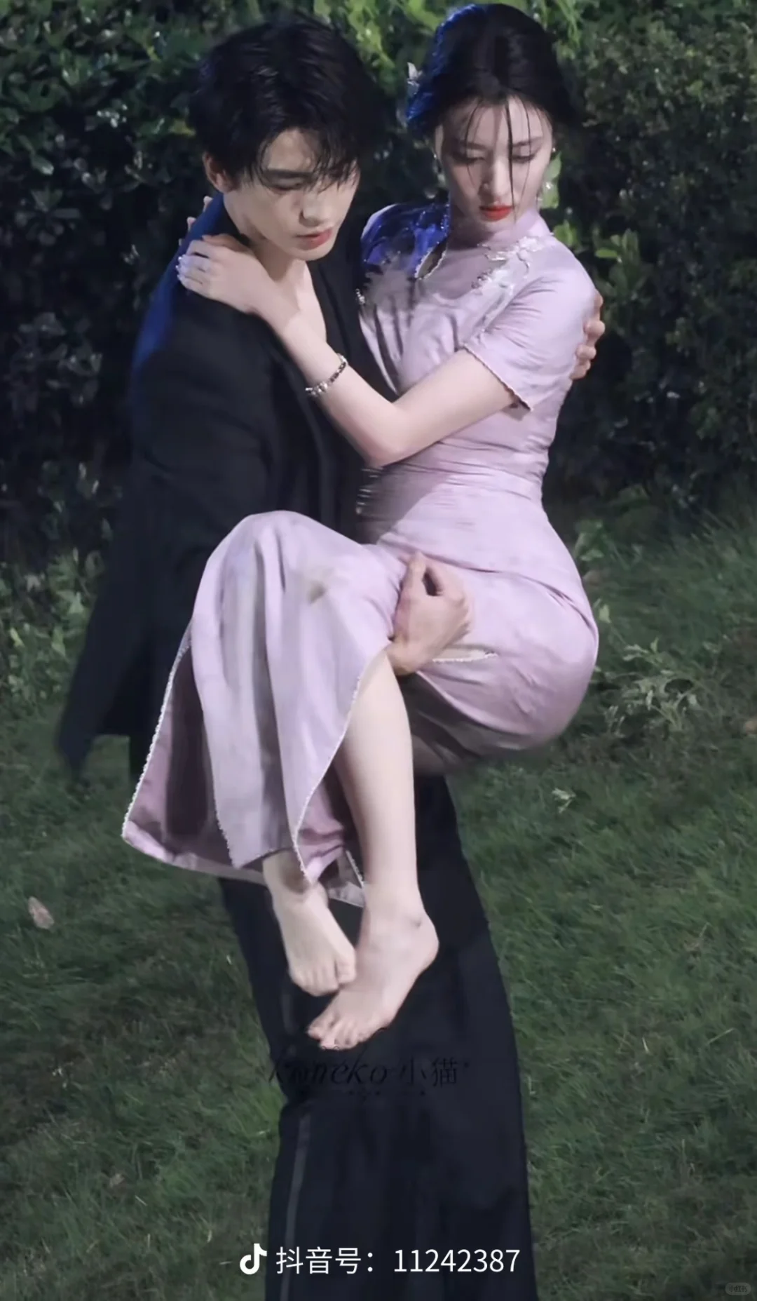 想要王楚然同款旗袍！