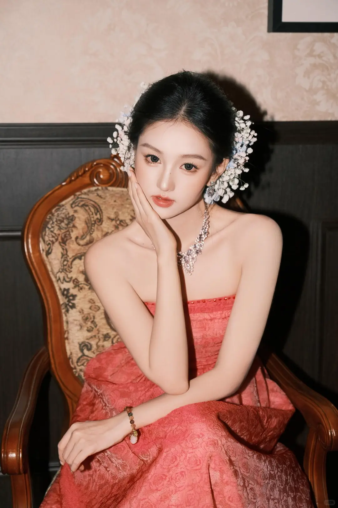 刘亦菲 我童年披被单的启蒙 此女美一辈子