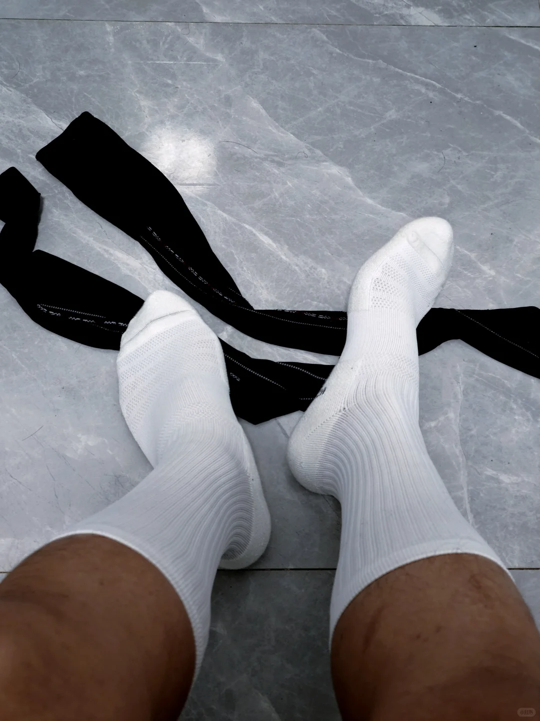 45码更适合白袜还是丝袜