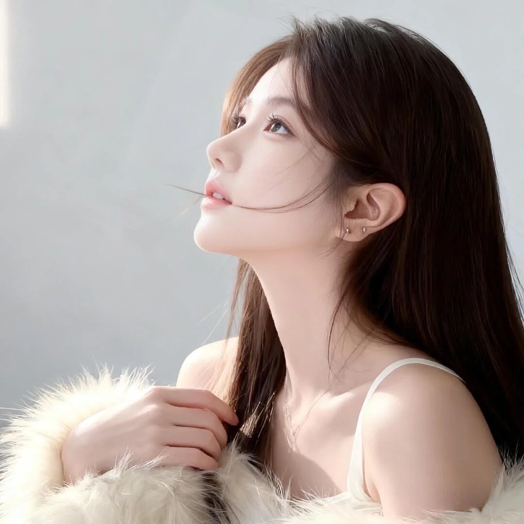 𝑾𝒆𝑪𝒉𝒂𝒕女头丨贵气感的特征