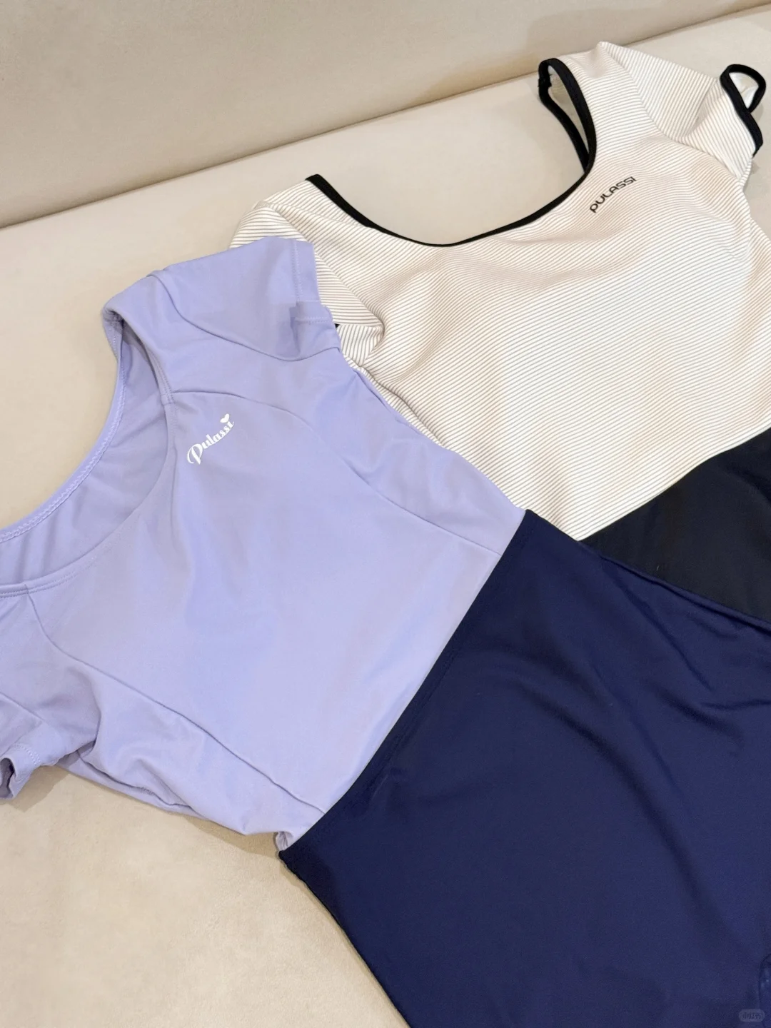 基础款泳衣竟然有这样的背！