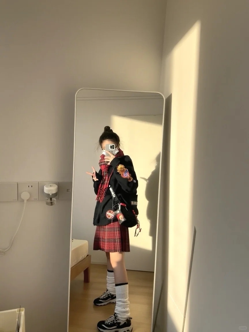 又当火星姐又当jk妹的我就这么穿