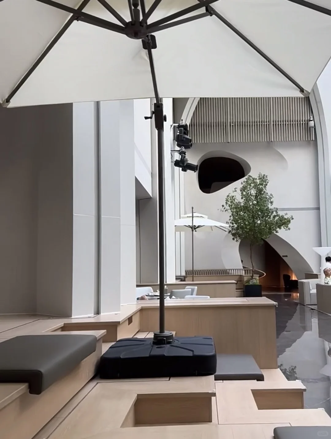 高p版的泳装照 发不了朋友圈 怎么p胳膊？