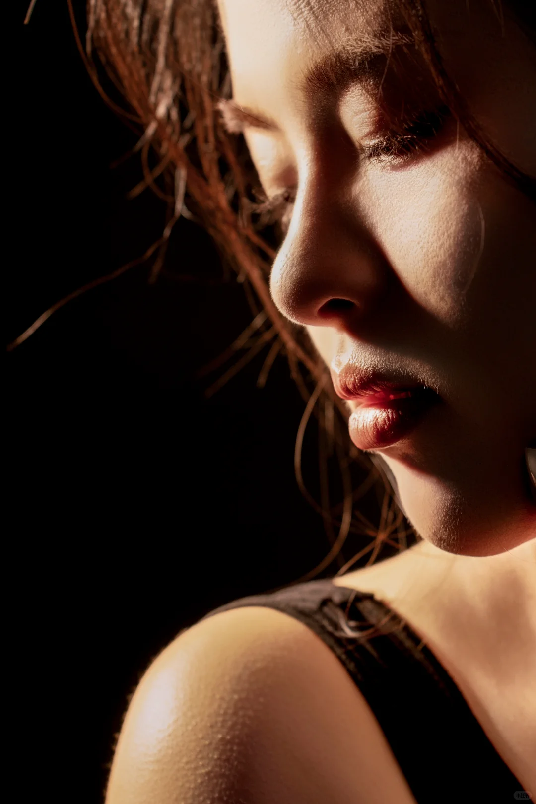 挑战拍100组写真6️⃣光影肖像