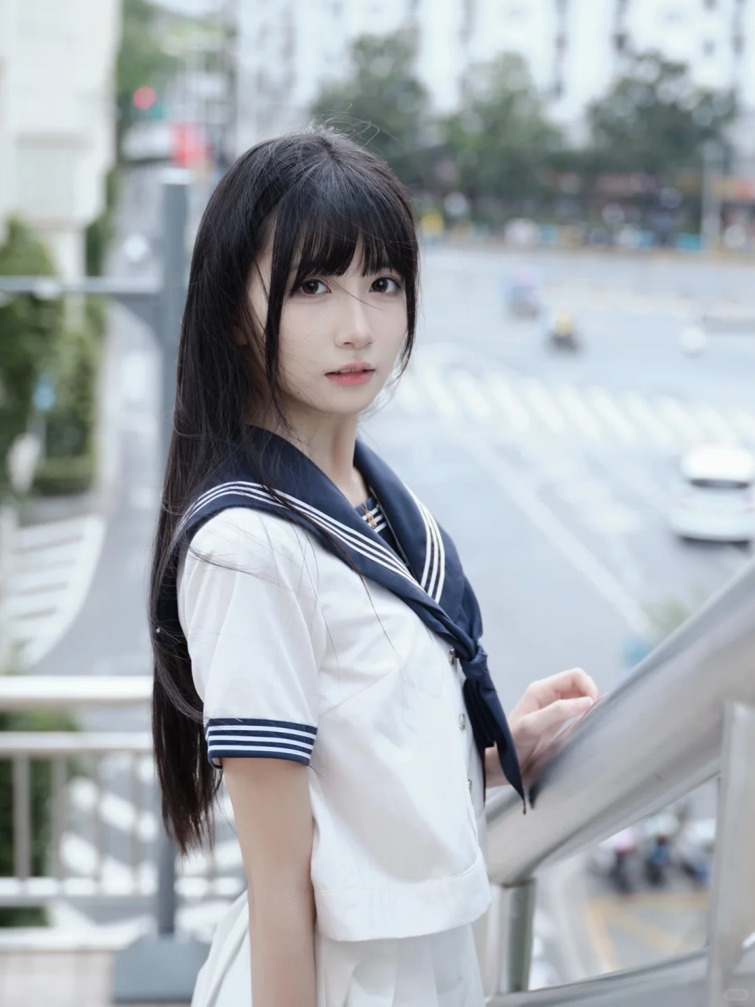 夏末与水手服美少女🧸