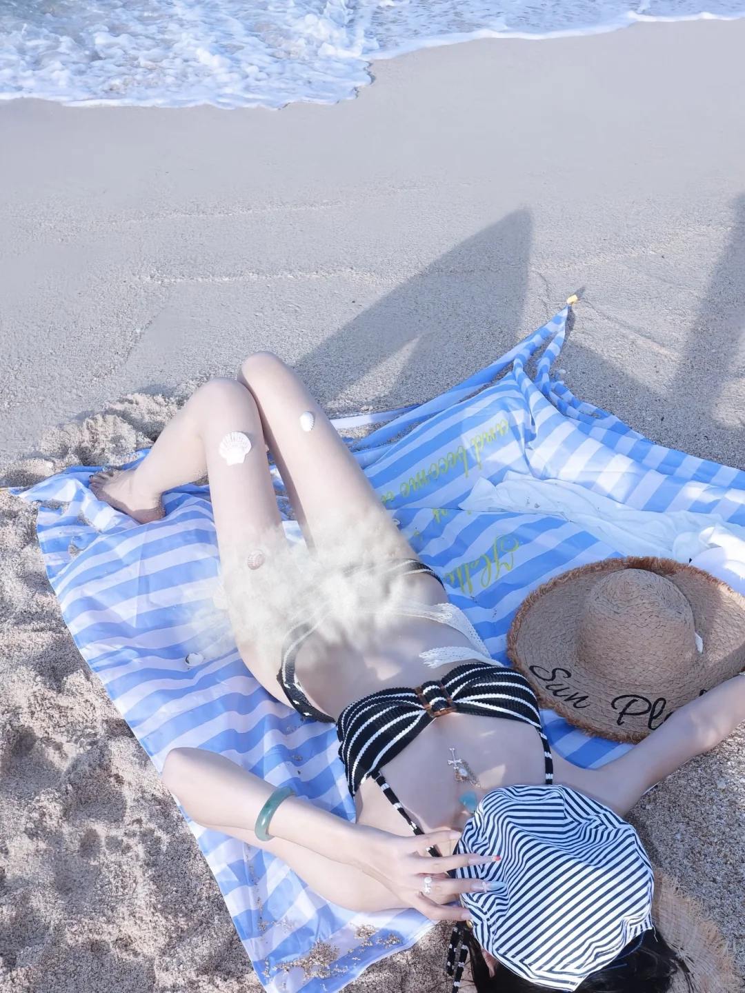 泳衣和玻璃海的适配度是1000%🏖👙