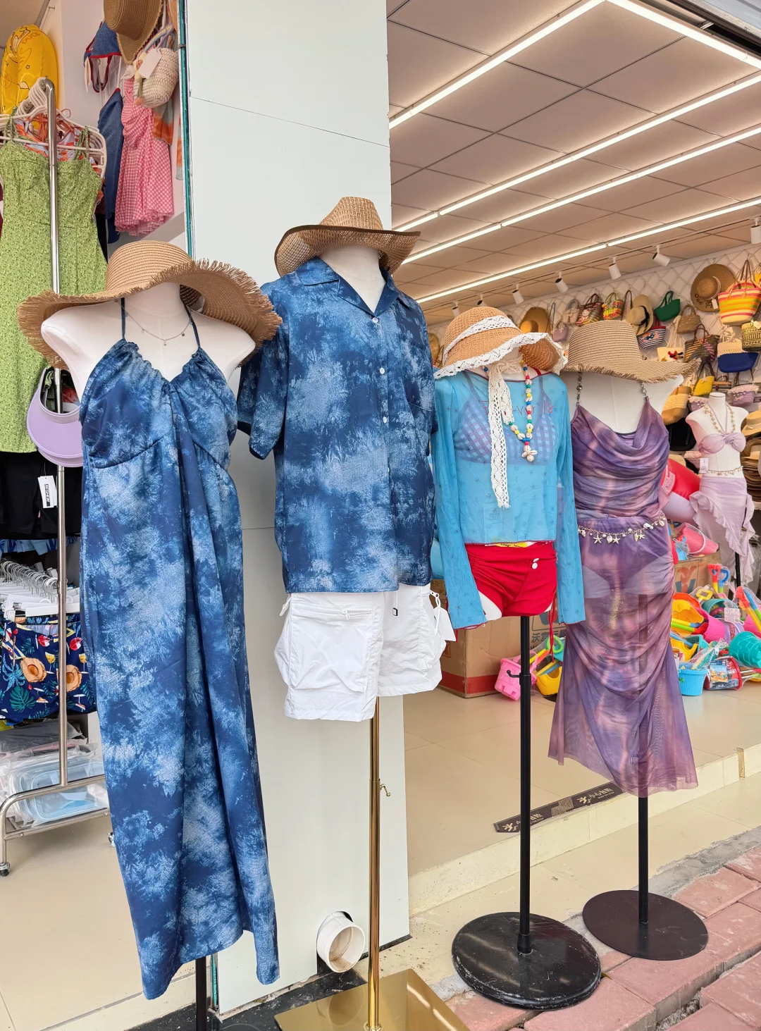 来北海不用带衣服！银滩附近的宝藏店铺