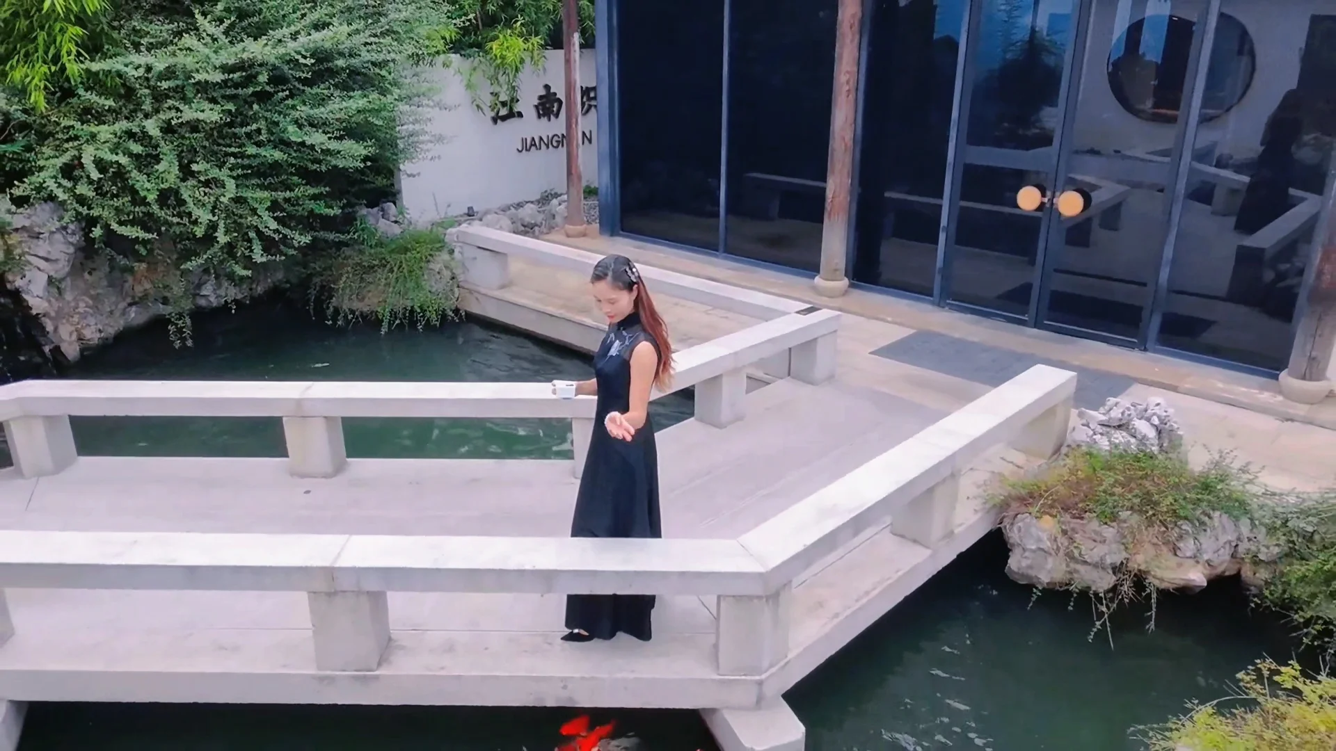 穿旗袍游苏式园林！免费喝限定拿铁☕️