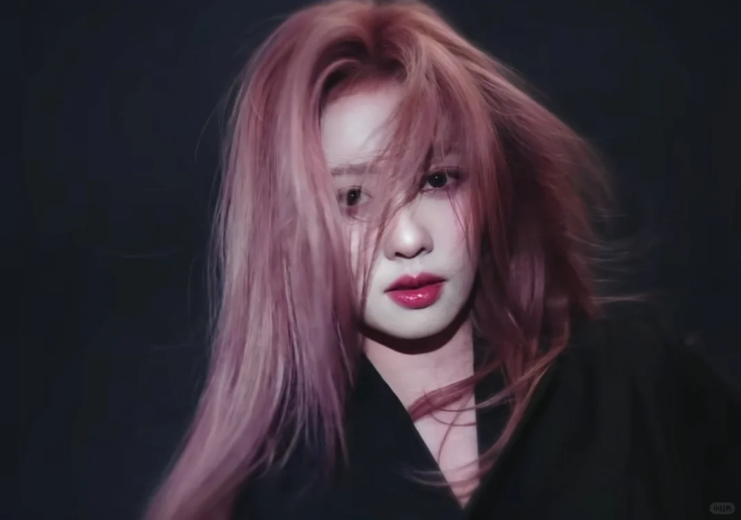 鹿鹿绝美头像🍍，最后一张惊艳死你