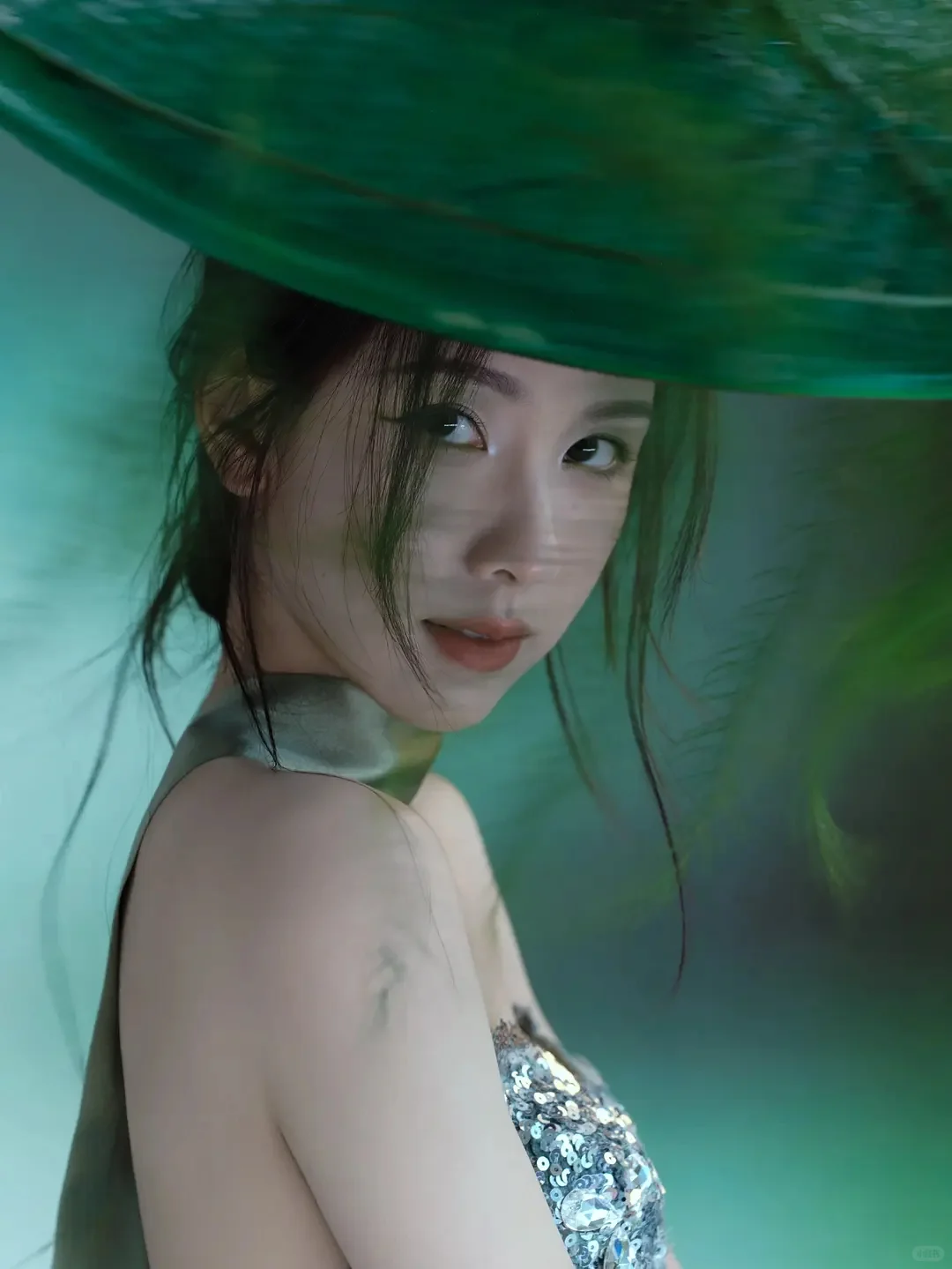 陈都灵高清怼脸写真