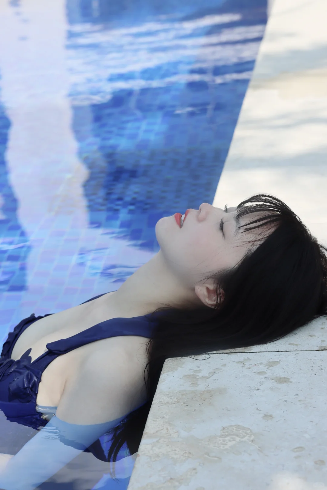 💦泳装拍照姿势｜藏小肚子的👙泳装穿搭