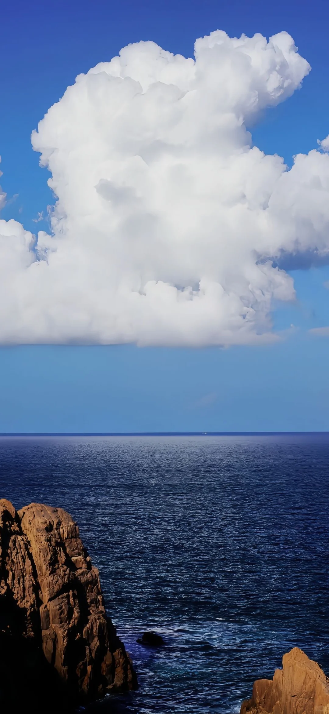 Date25/09/24 | 壁纸丨依旧蓝调