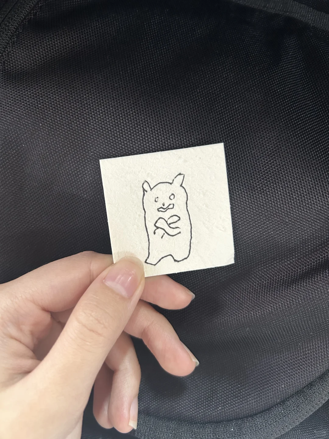 大学生装小学生