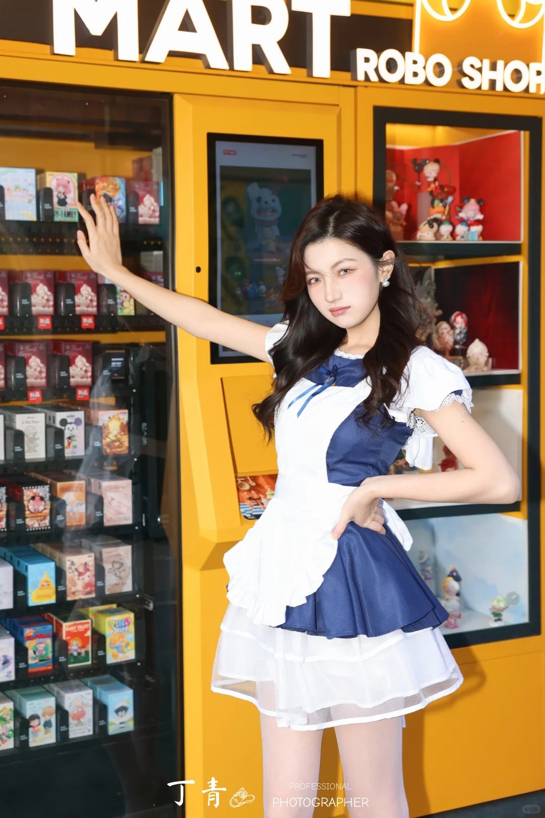 元气满满的可爱女仆拍照姿势📷