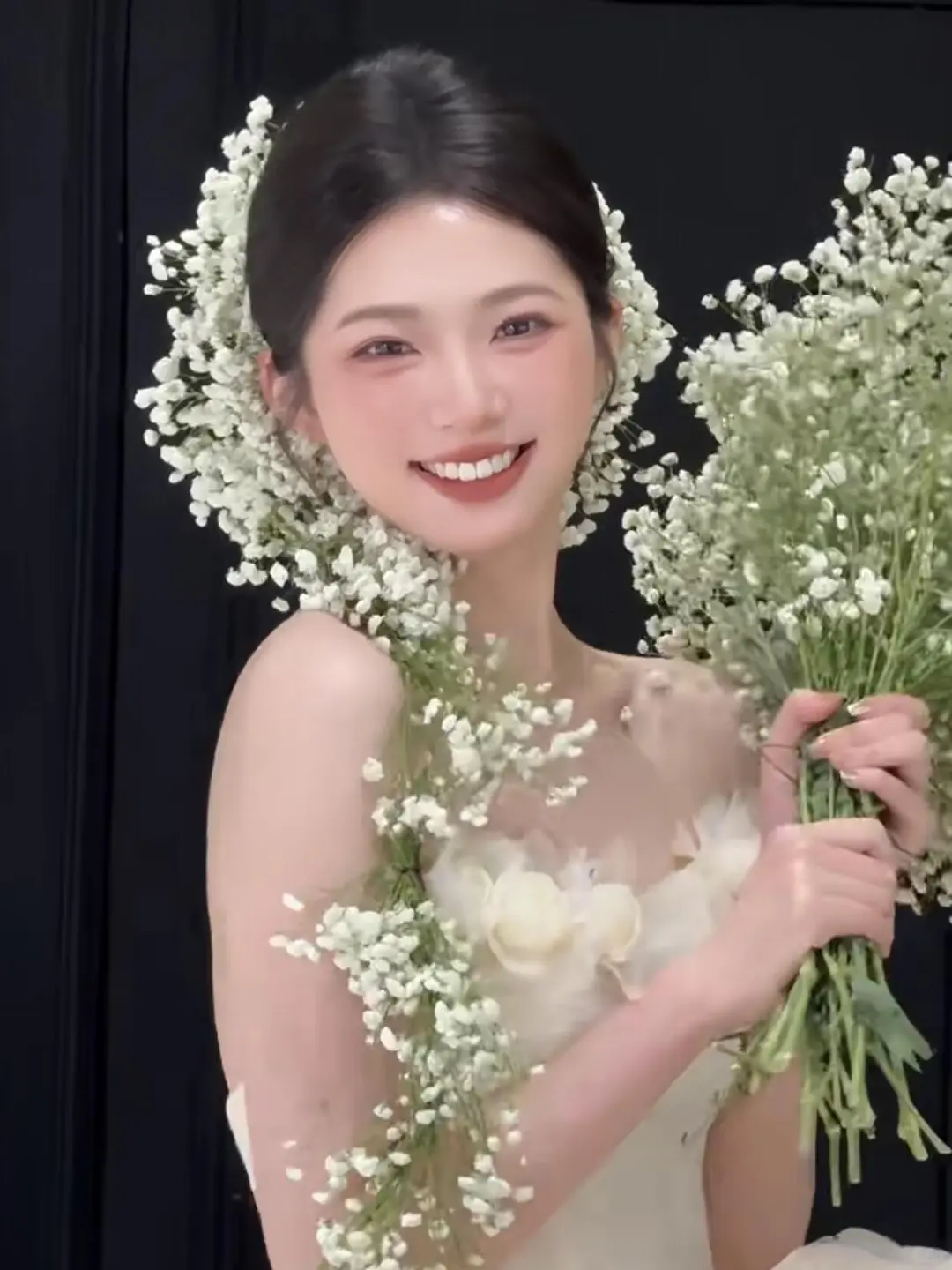 刘亦菲 我童年披被单的启蒙 此女美一辈子