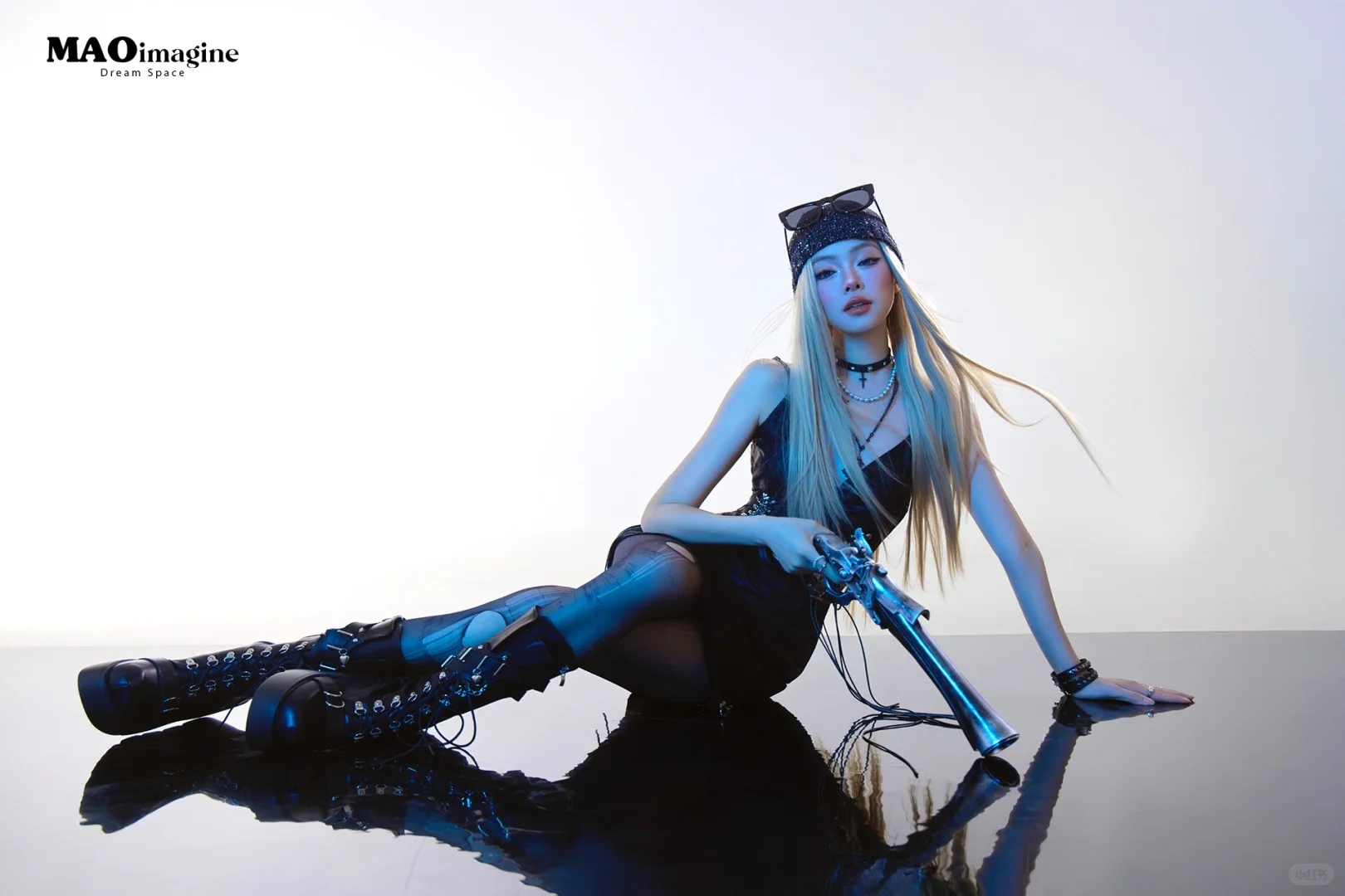 15个辣妹动作📸未来感💎女枪手 | 韩杂 |