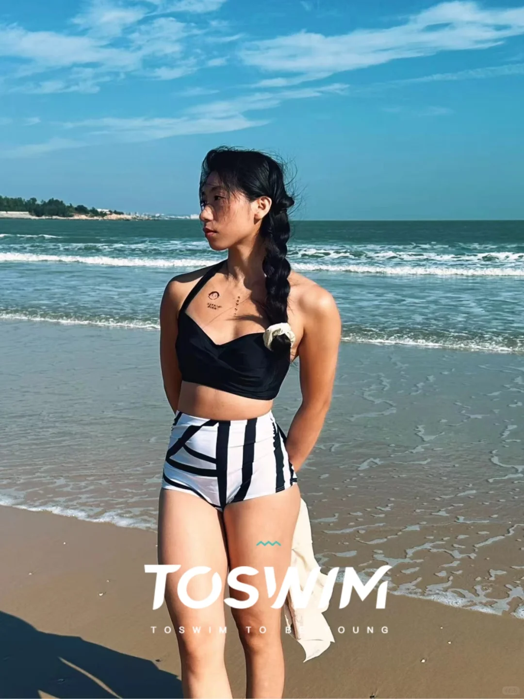 高腰比基尼真巨显腿长!