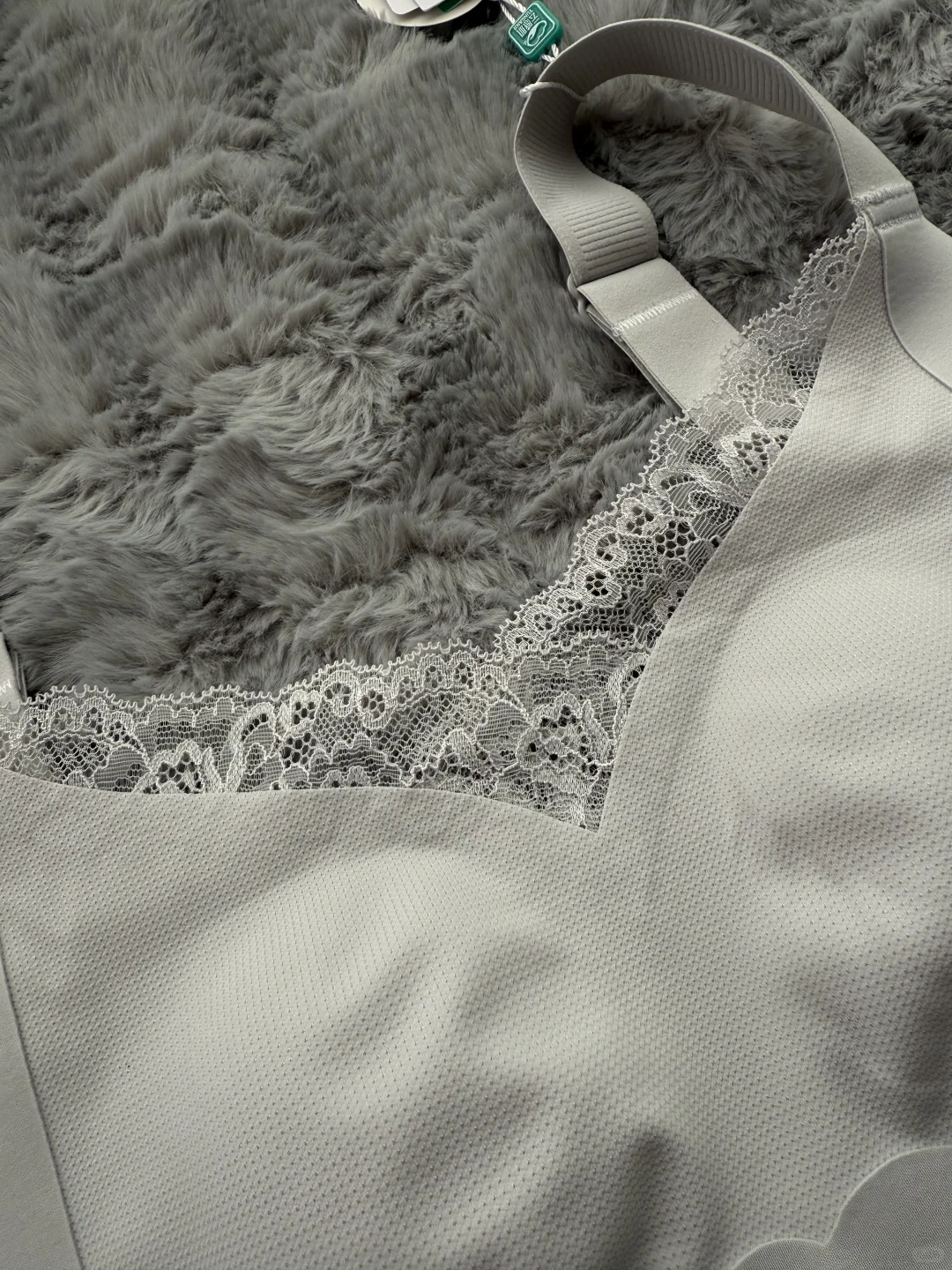 大胸🐻福音，显瘦 显小