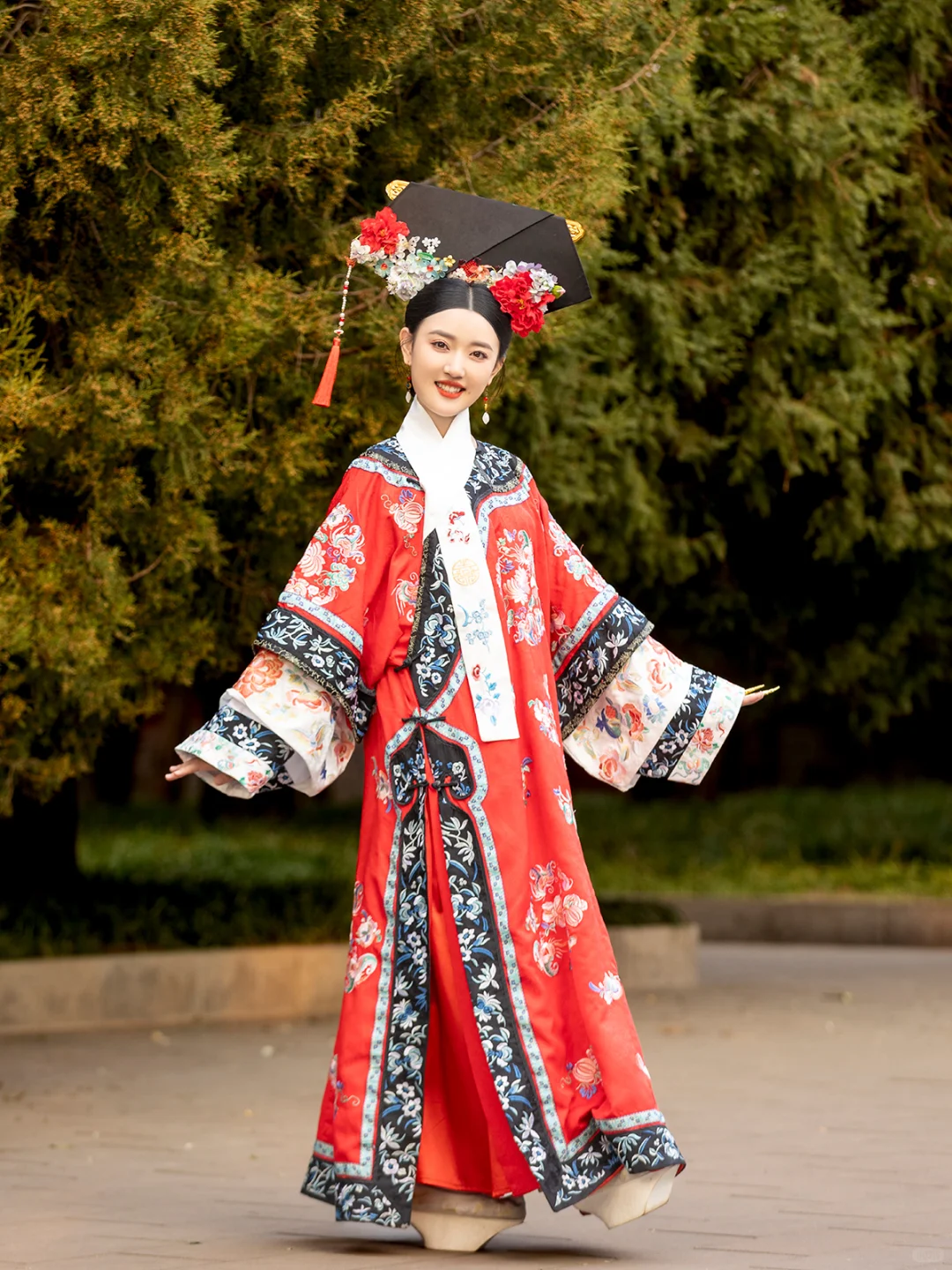 在北京古风旅拍怎么选汉服装和妆造？