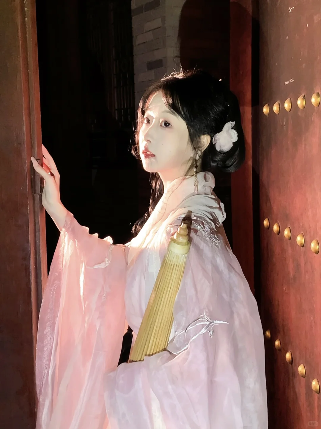 成都模特｜俏明意富贵险中求