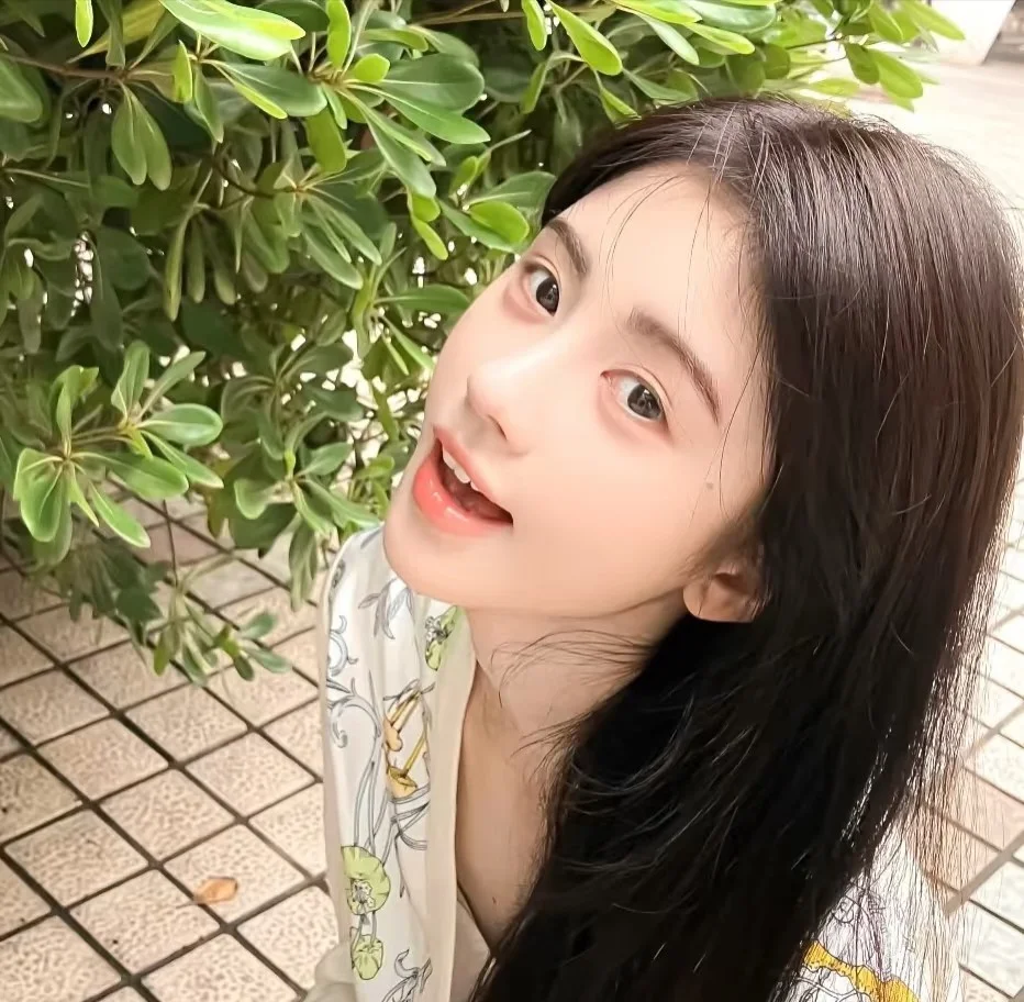 鞠婧祎惊艳美图